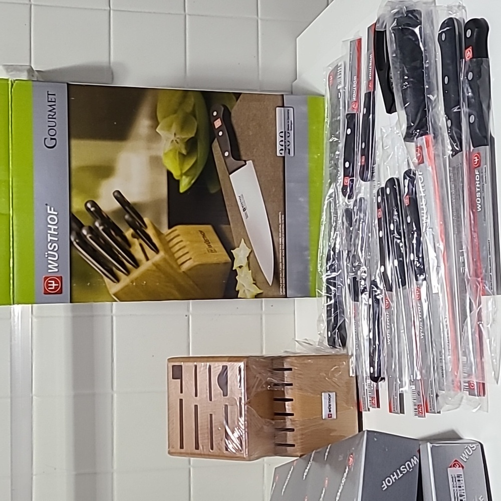 WUSTHOF GOURMET Knife Block 14 Piece Set Germany dining kitchen